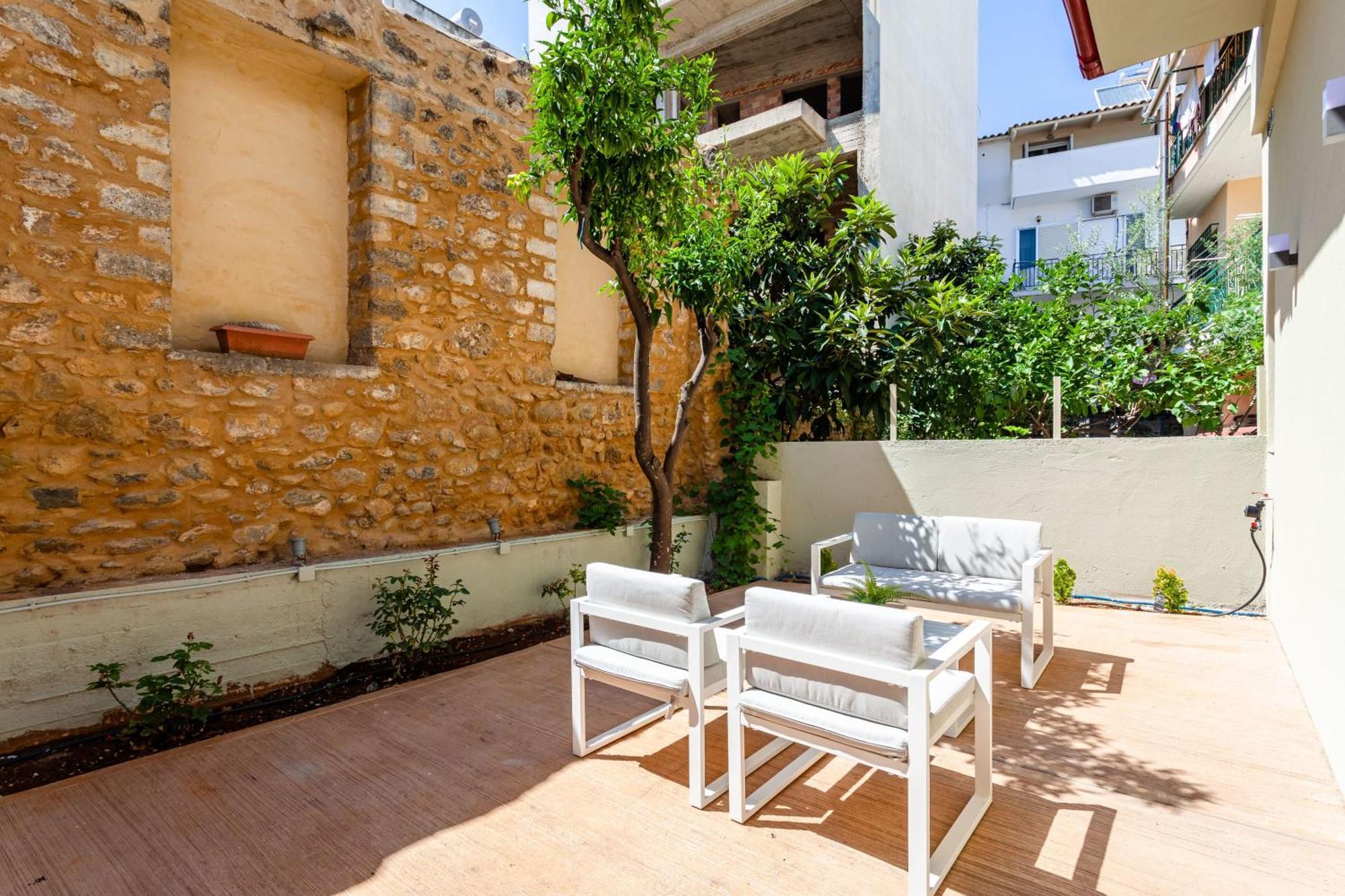 Kalamata Cosy Haven Hidden Gem In the City Center Buitenkant foto
